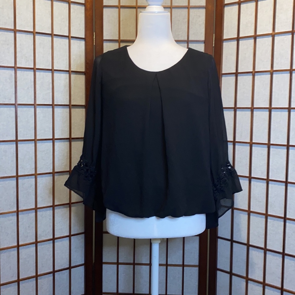 BCX Bell Sleeve Black Top Large